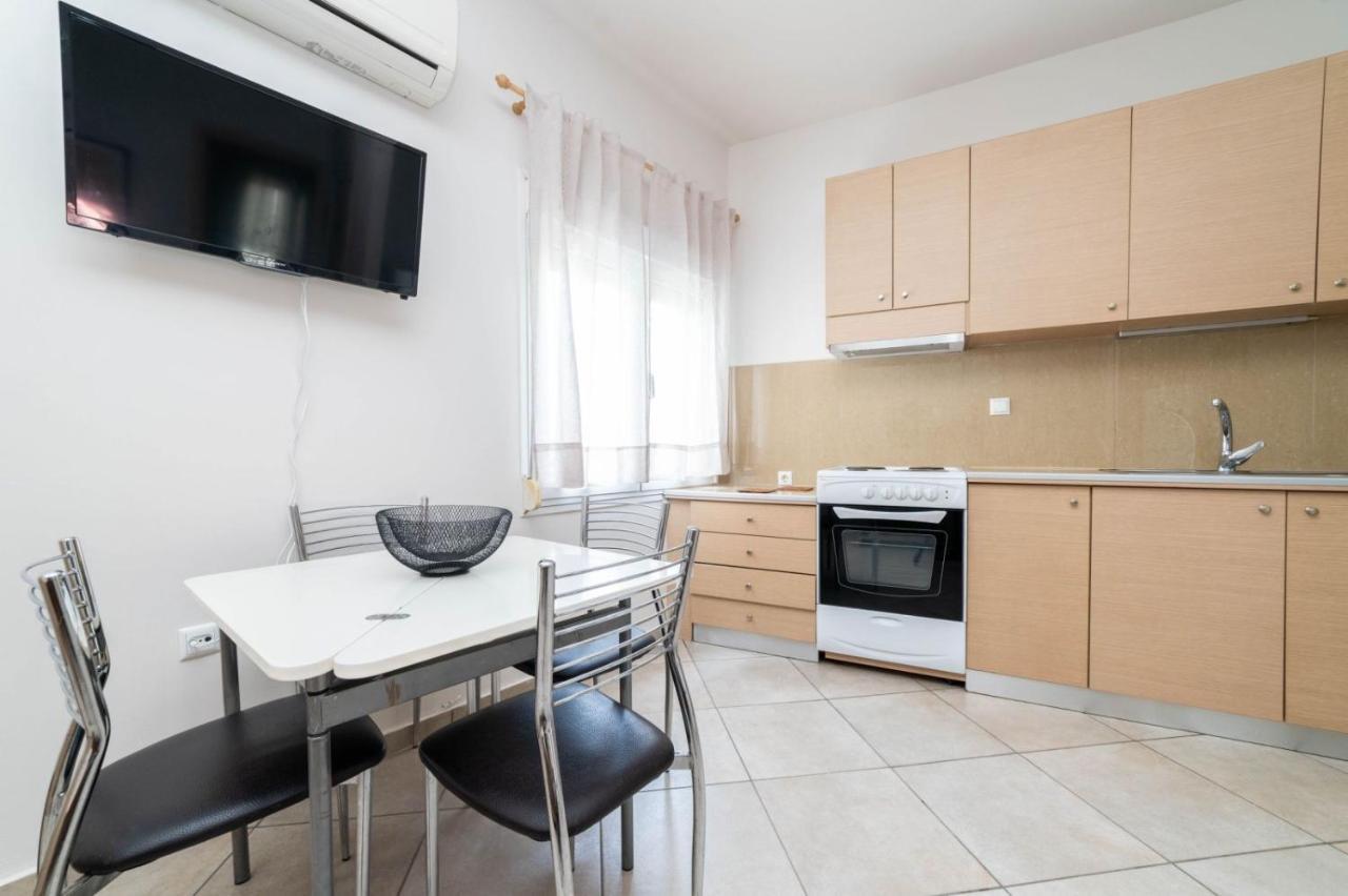 Elena 4 Apartment Néa Péramos Bagian luar foto
