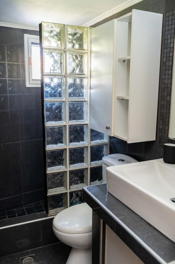 Elena 4 Apartment Néa Péramos Bagian luar foto